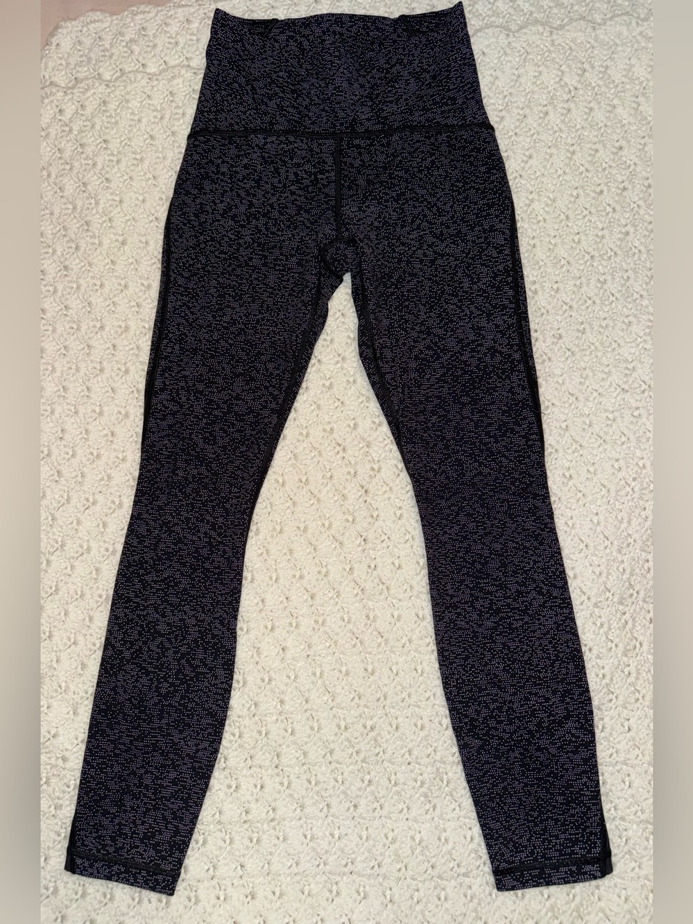 Lululemon Black Leggings White Dot Pattern Size 4